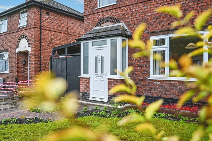 3 Bedroom Semi Detached House For Sale In Haryngton Avenue, Bewsey, Warrington, Cheshire, WA5