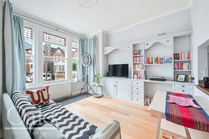 1 Bedroom Flat For Sale In Ellison Road, Streatham, SW16