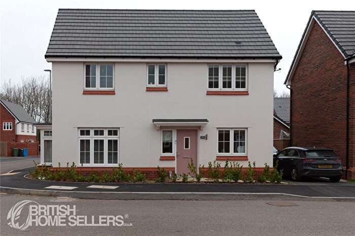 4 Bedroom Detached House For Sale In Redstart Place, Gateford, Worksop, Nottinghamshire, S81