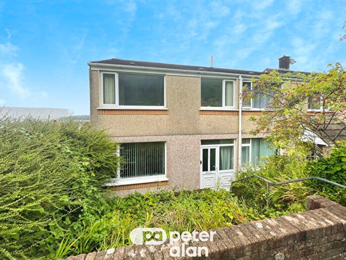 3 Bedroom End Terrace House For Sale In Fairyland, Neath, SA11