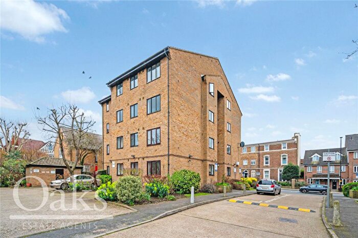 2 Bedroom Flat For Sale In Campbell Close, Streatham, SW16