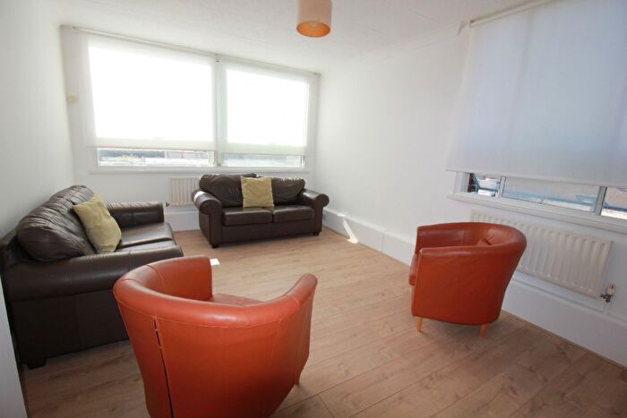 3 Bedroom Flat For Sale In Harrowby Street, Marylebone, London, W1H