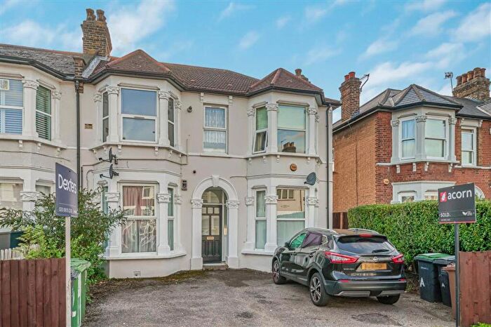 2 Bedroom Flat For Sale In Springbank Road, Hither Green, SE13