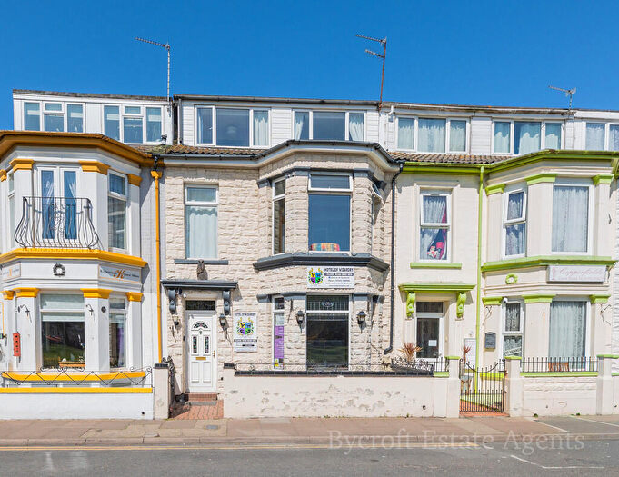 7 Bedroom Terraced House For Sale In Trafalgar Road, Great Yarmouth, NR30