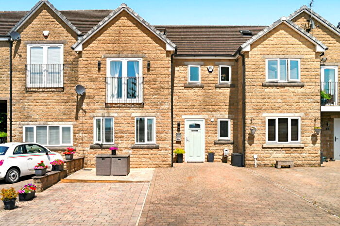 4 Bedroom Town House For Sale In Victoria Court, Haslingden, Rossendale, BB4