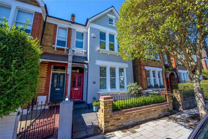 5 Bedroom Semi-Detached House To Rent In Lynette Avenue, London, SW4