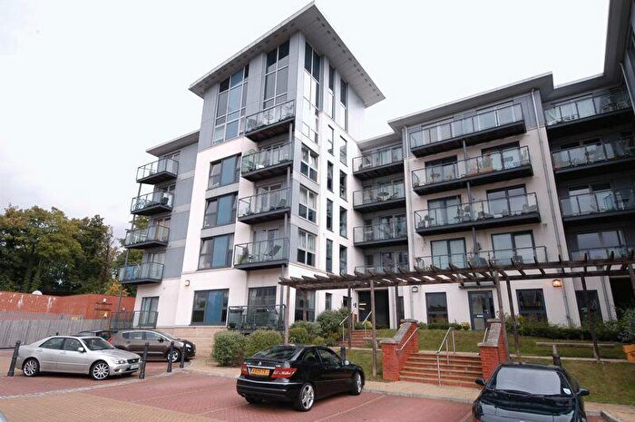 1 Bedroom Apartment To Rent In McKenzie Court, Fairmeadow, ME14