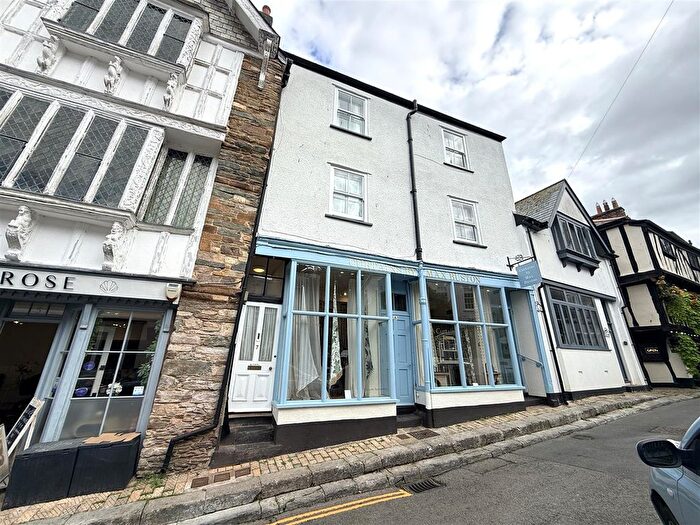 1 Bedroom Flat To Rent In Higher Street, Dartmouth, TQ6