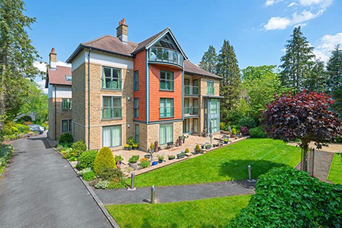 2 Bedroom Apartment For Sale In Grove Road, Ilkley, LS29
