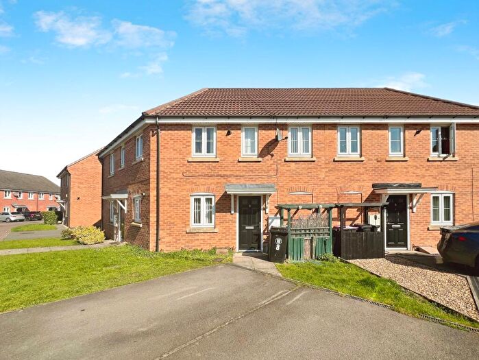 2 Bedroom Flat For Sale In Ormonde Close, Grantham, NG31