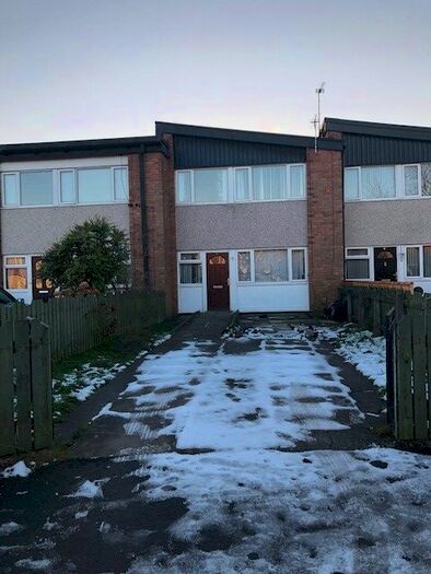 3 Bedroom Semi-Detached House To Rent In Mesnes Ave, Wigan, WN3