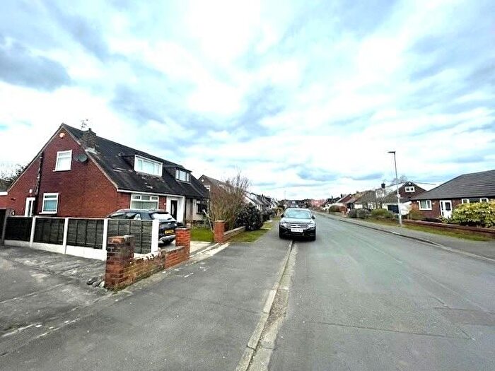 3 Bedroom Semi-detached Bungalow For Sale In Landside, Leigh, WN7