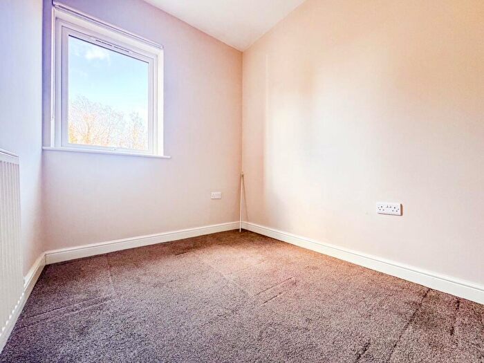 3 Bedroom End Of Terrace House For Sale In Lawford Avenue, Little Stoke, Bristol, BS34