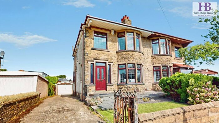 3 Bedroom Semi-Detached House For Sale In Kenmore Road, Wibsey, Bradford, BD6