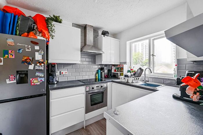 1 Bedroom Flat To Rent In Water Lane, New Cross, London, SE14