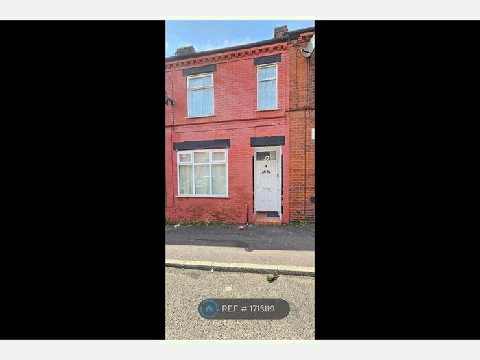 3 Bedroom Terraced House To Rent In Hill Street, Salford, M7