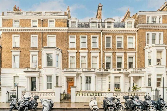 1 Bedroom Flat To Rent In Bina Gardens, London, SW5