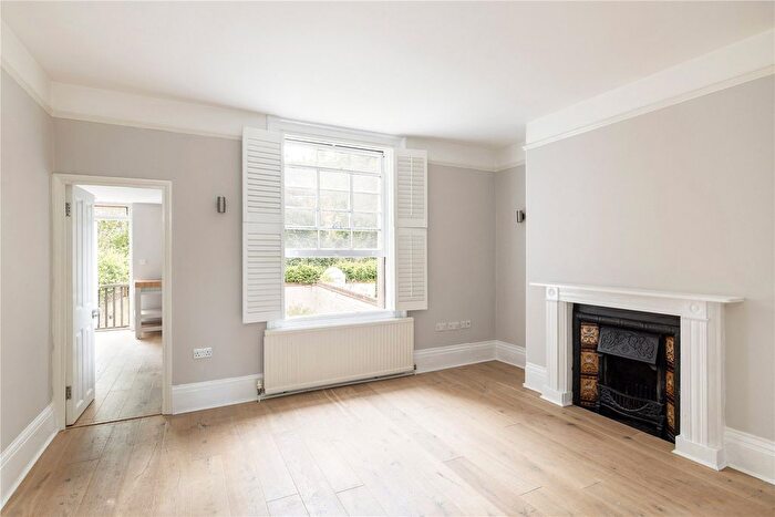 1 Bedroom Flat To Rent In Heathfield Terrace, Chiswick, W4