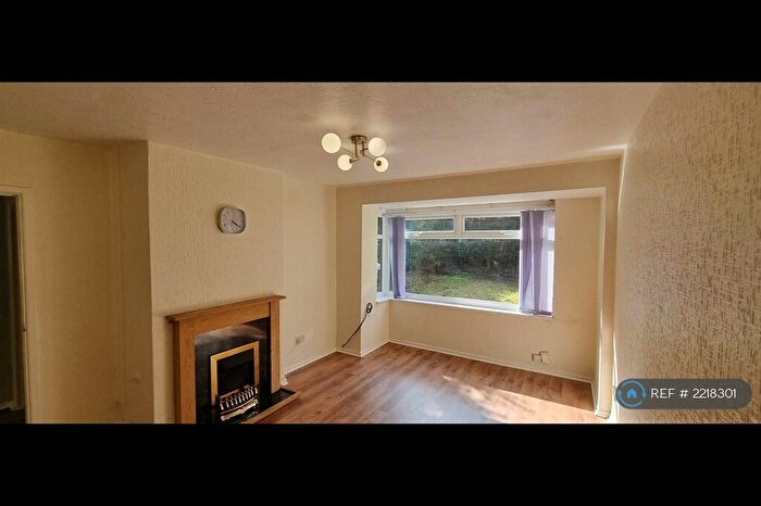 2 Bedroom Semi-Detached House To Rent In Kingsholme Road, Manchester, M22