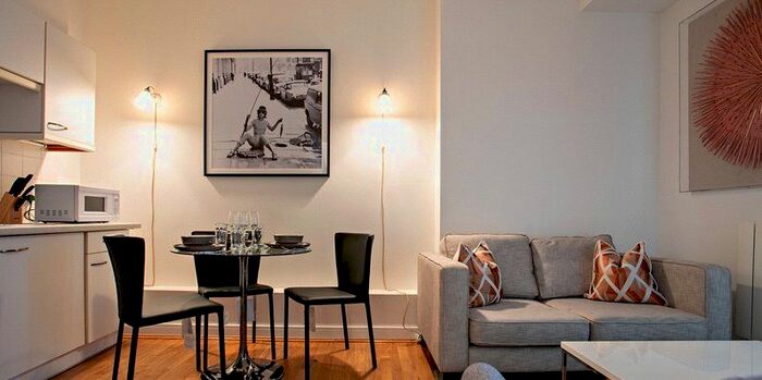 1 Bedroom Flat To Rent In Cedar House, - Nottingham Place, W1U