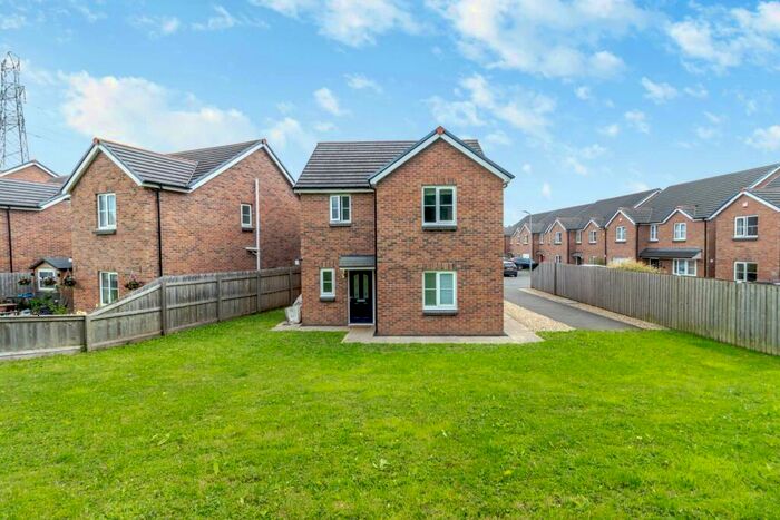 3 Bedroom Detached House To Rent In Aqueduct Close, Newport, Caerleon, NP18
