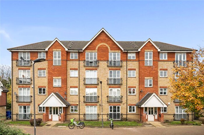2 Bedroom Apartment To Rent In Joseph Hardcastle Close, New Cross, SE14