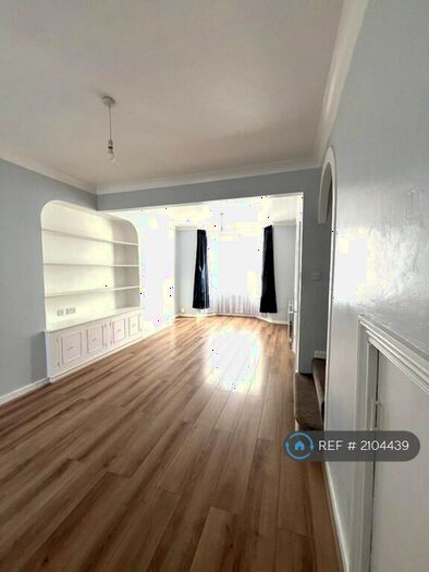 3 Bedroom Terraced House To Rent In Somerset Road, London, N18