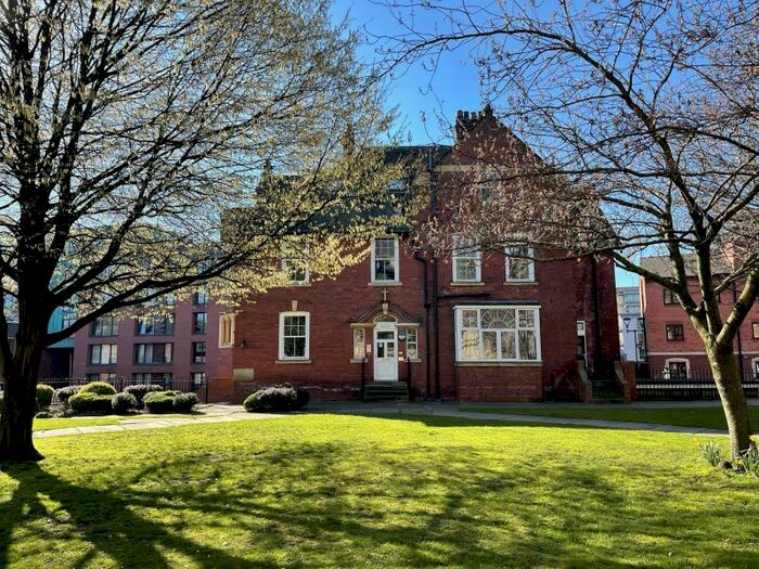 2 Bedroom Apartment To Rent In St Peter's House, The Calls, Leeds City Centre, LS2