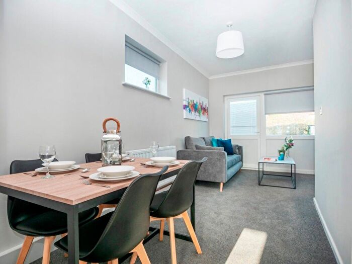 3 Bedroom House To Rent In A Dominion Road, Bristol, BS16