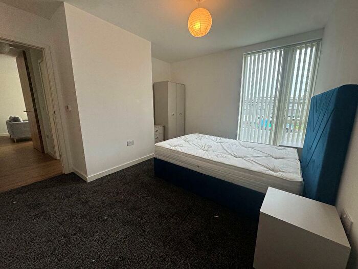 2 Bedroom Apartment To Rent In City Road, Hulme, Manchester, M15