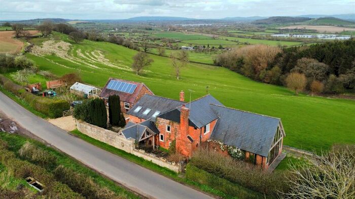 4 Bedroom Detached House For Sale In Hartpury, Gloucestershire, GL19