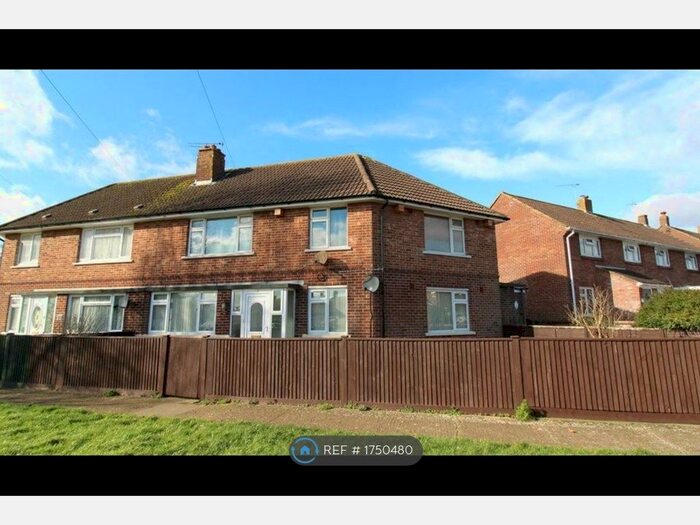 2 Bedroom Flat To Rent In Hillson Drive, Fareham, PO15