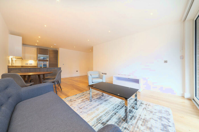 2 Bedroom Apartment To Rent In Harbourside Court, Gullivers Walk, London, SE8
