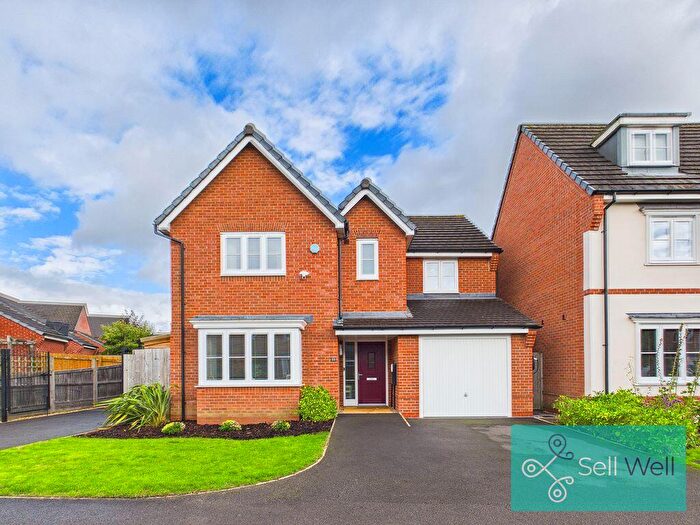 4 Bedroom Detached House For Sale In Horseley Avenue, Worsley, Manchester, M28