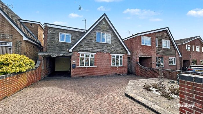 4 Bedroom Detached House For Sale In Oakwood Drive, Ravenshead, NG15