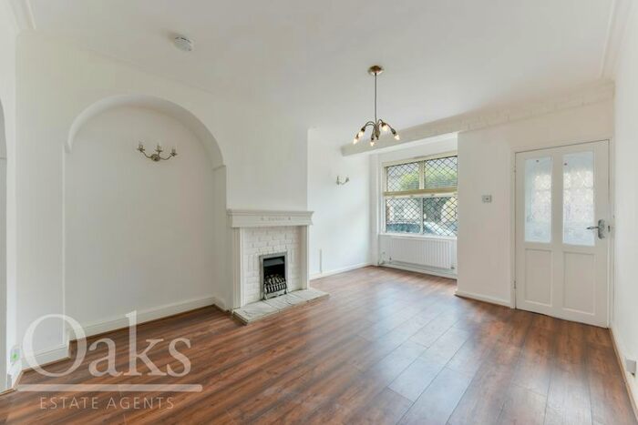 2 Bedroom Terraced House To Rent In Tylecroft Road, London, SW16