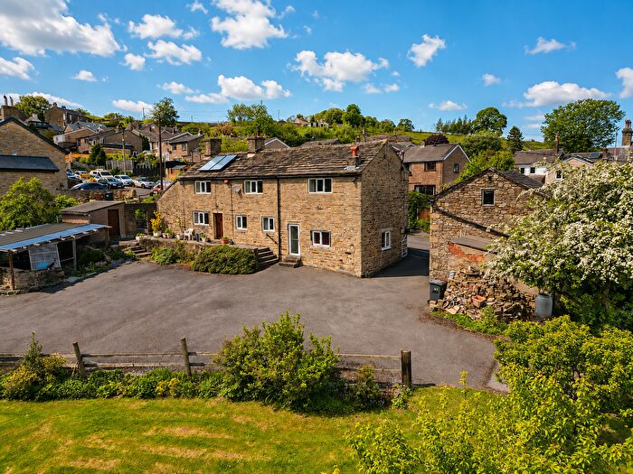 4 Bedroom Farmhouse For Sale In Whitle Road, New Mills, SK22