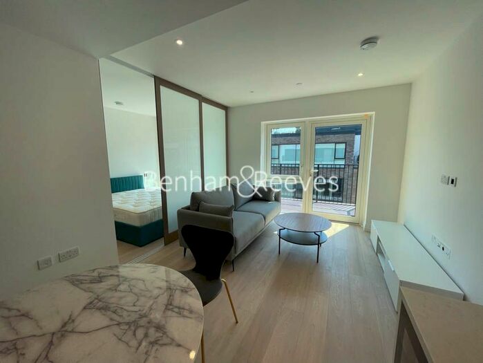 1 Bedroom Flat To Rent In Lockgate Road, Imperial Wharf, SW6