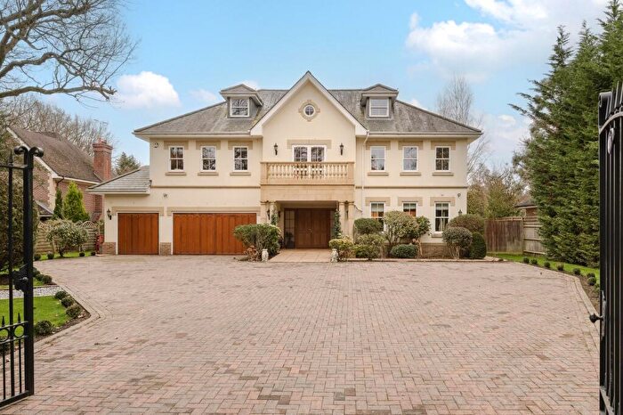 5 Bedroom Detached House For Sale In Fairoak Lane, Oxshott, Leatherhead, KT22