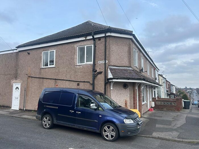 2 Bedroom Flat To Rent In Newthorpe Common, Newthorpe, Nottingham, NG16