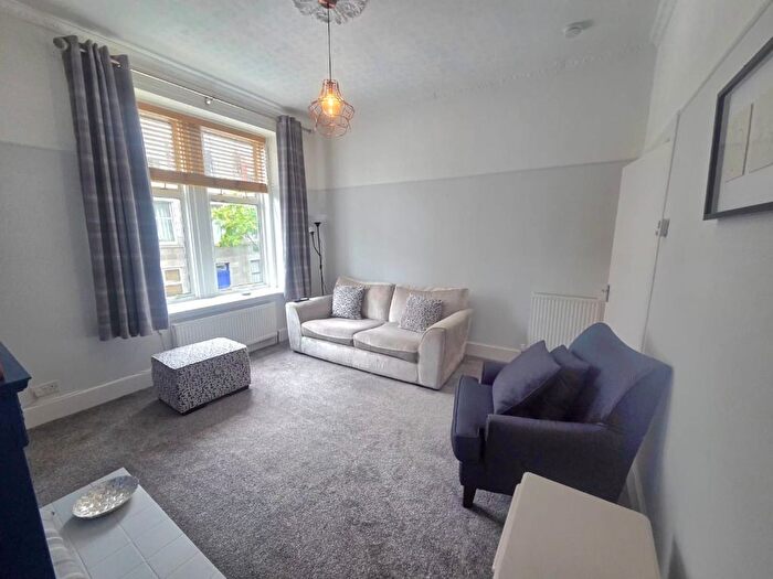 1 Bedroom Flat To Rent In Wallfield Crescent, Rosemount, Aberdeen, AB25