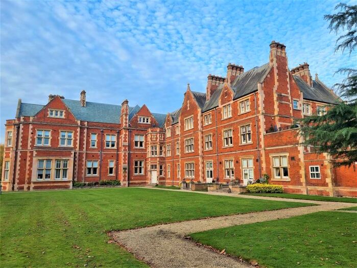 1 Bedroom Apartment For Sale In Caldecote Hall, Caldecote, Nuneaton, CV10
