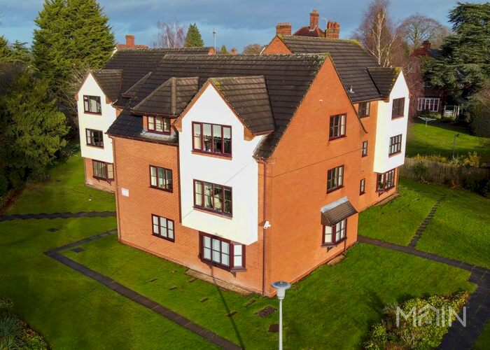 3 Bedroom Flat To Rent In Carisbrooke Road, Leicester, Leicestershire, LE2