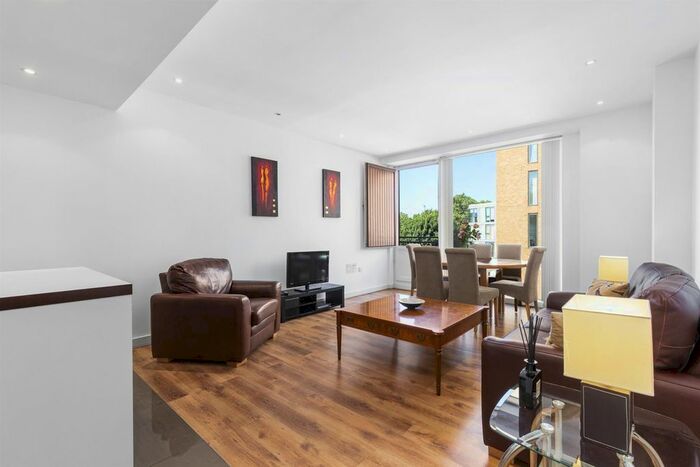 1 Bedroom Flat To Rent In Cubitt Building, Grosvenor Waterside, Gatliff Road, London, SW1W