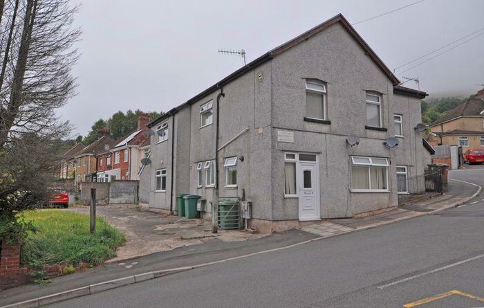 1 Bedroom Flat To Rent In Stylish Apartment, Navigation Road, Risca, NP11