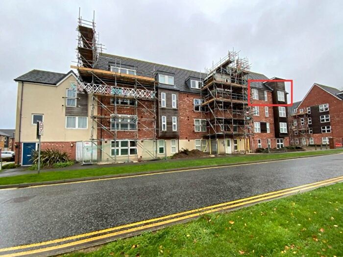 2 Bedroom Apartment For Sale In Sorrel Road, Grimsby, DN34