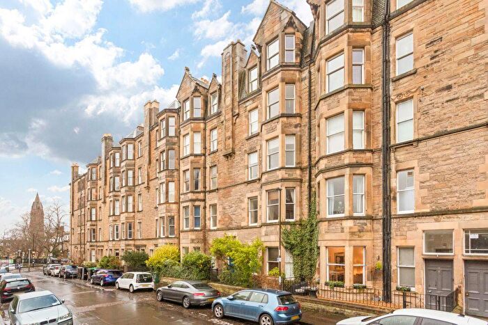 2 Bedroom Flat For Sale In / Montpelier, Bruntsfield, Edinburgh, EH10