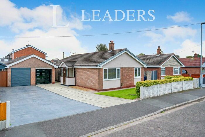 3 Bedroom Bungalow To Rent In Shakespeare Grove, Warrington, WA2