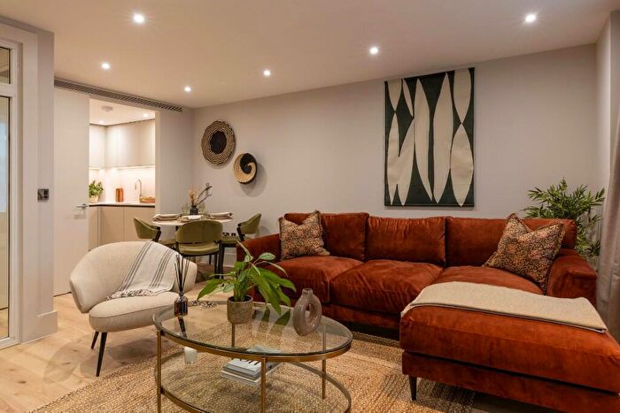 1 Bedroom Apartment To Rent In Flat, Baker Street, London, NW1