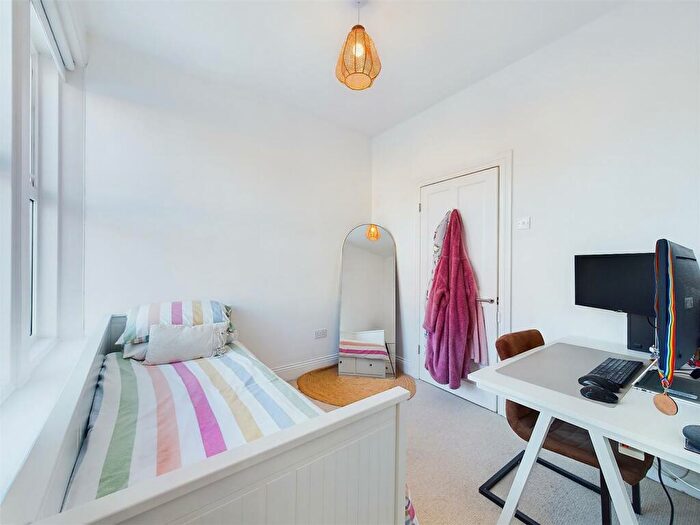 3 Bedroom Terraced House For Sale In Sandringham Gardens, North Shields, NE29